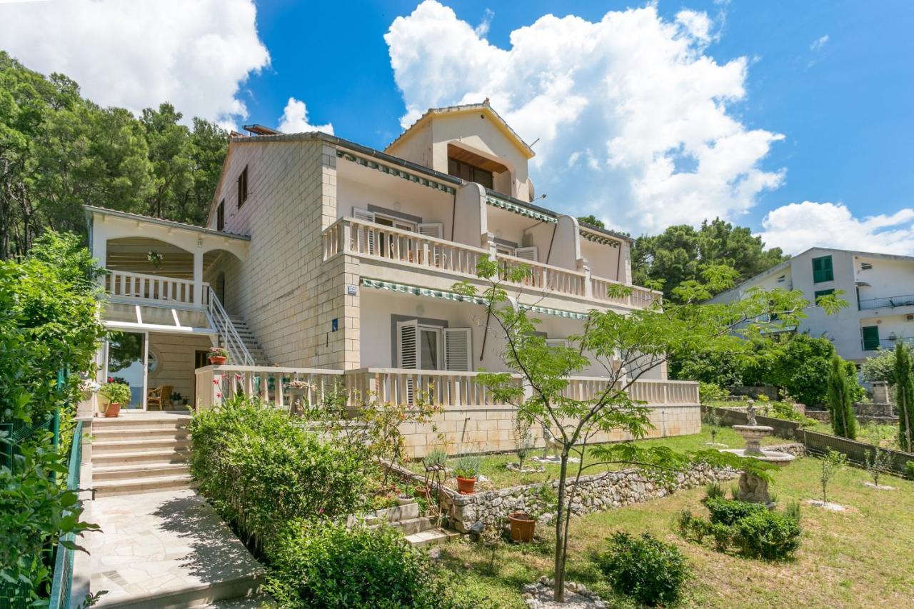 Apartments By The Sea Brela, Makarska - 18356 Exterior foto
