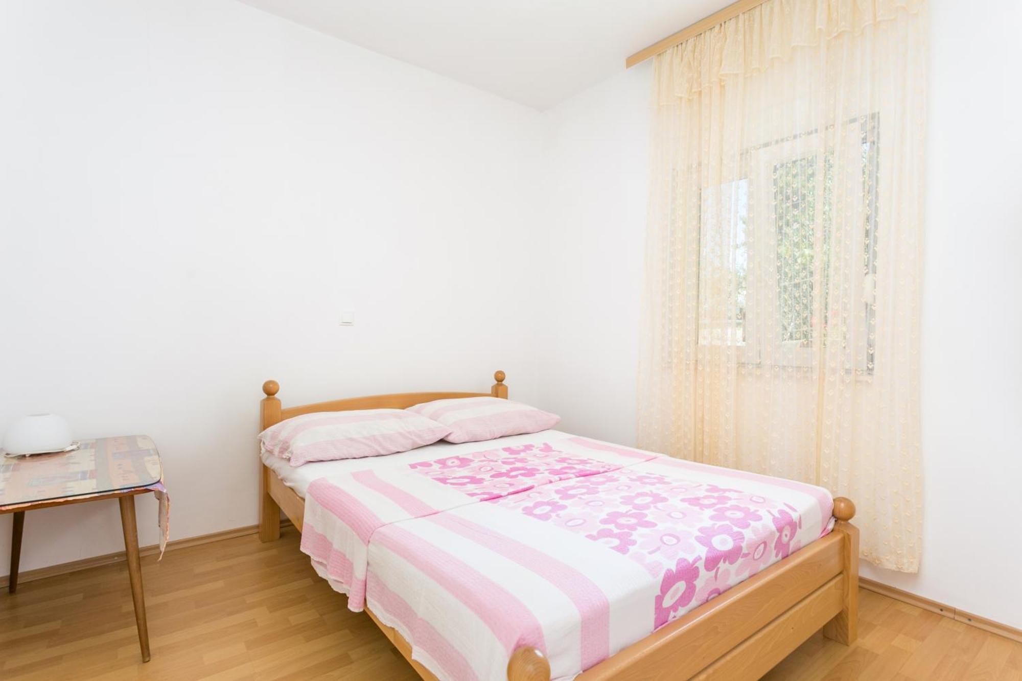 Apartments By The Sea Brela, Makarska - 18356 Exterior foto